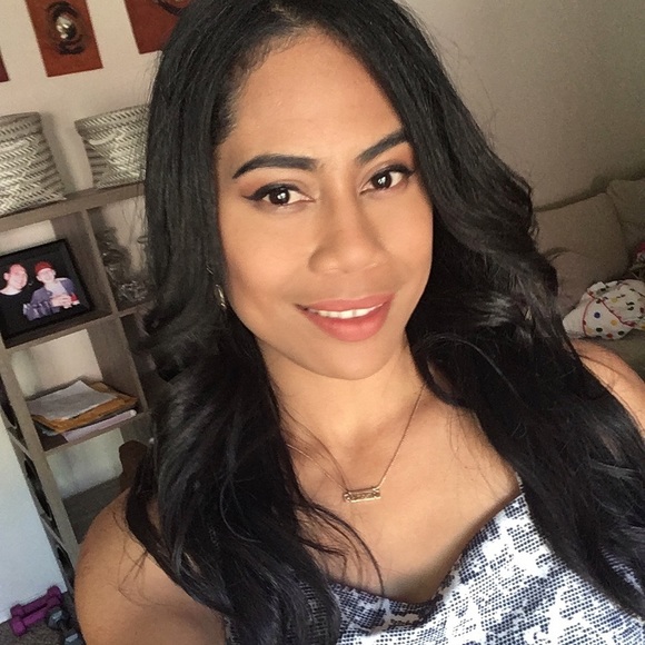 🌷 Meet your Posher 🤗 - Picture 8 of 8